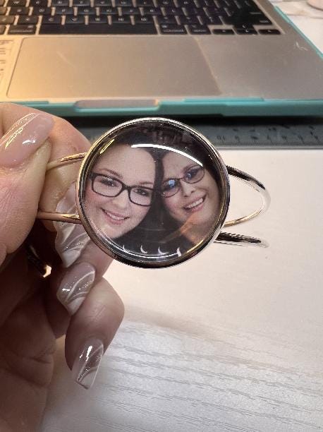 Custom Bangle Bracelet, Wedding Gift, Graduation, Personalized Gift for Mom, Perfect for any occasion